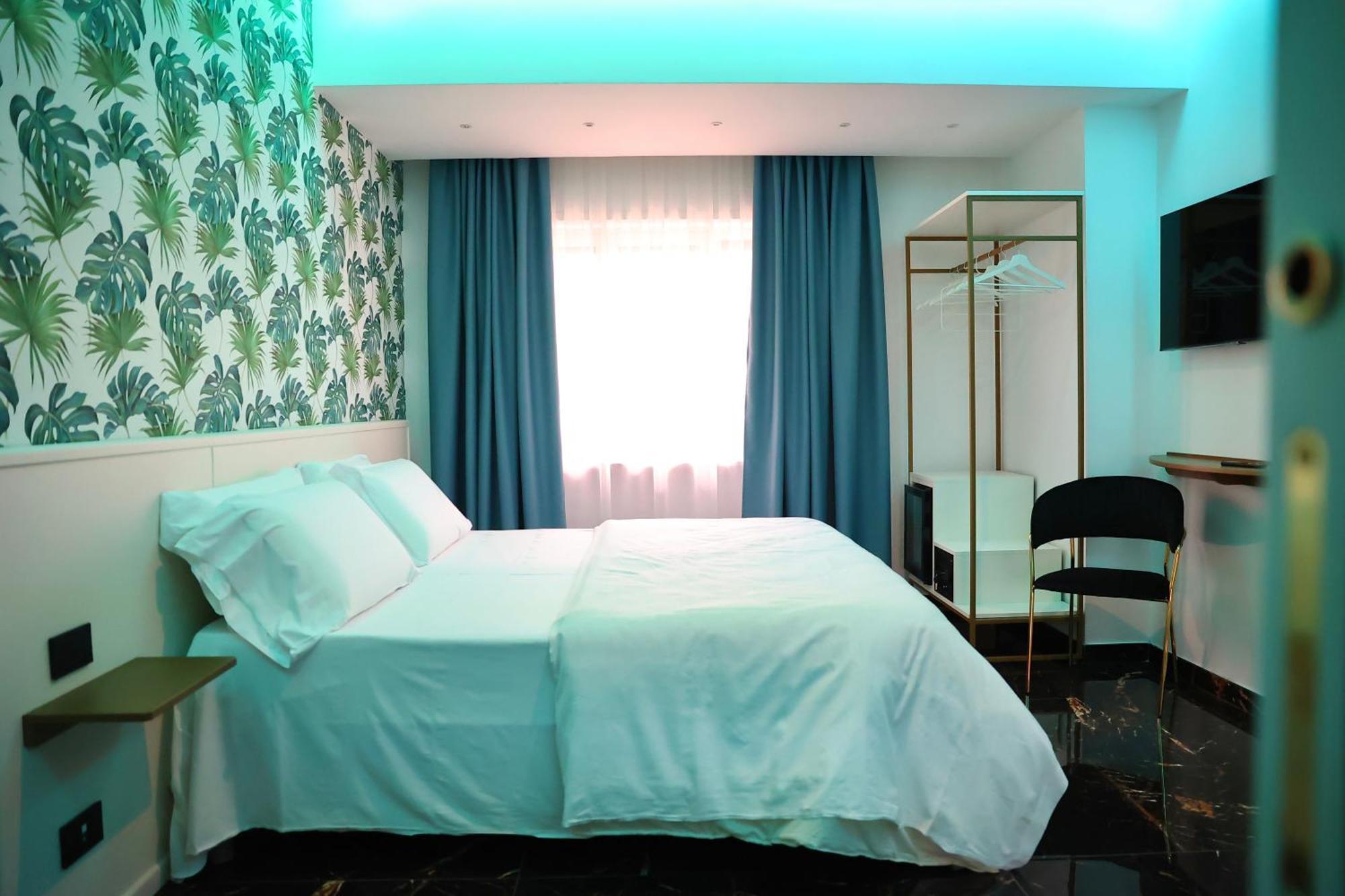 Hotel Max 아베르사 외부 사진
