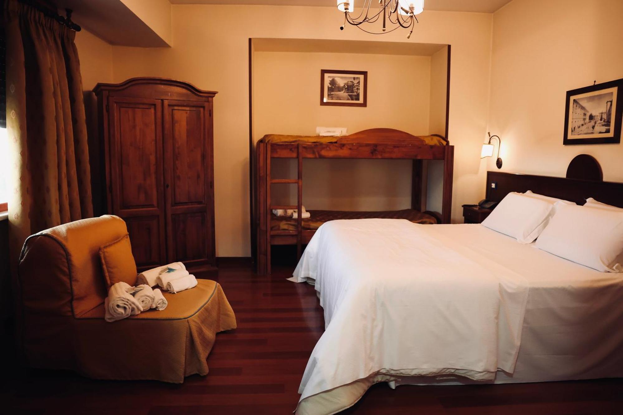 Hotel Max 아베르사 외부 사진
