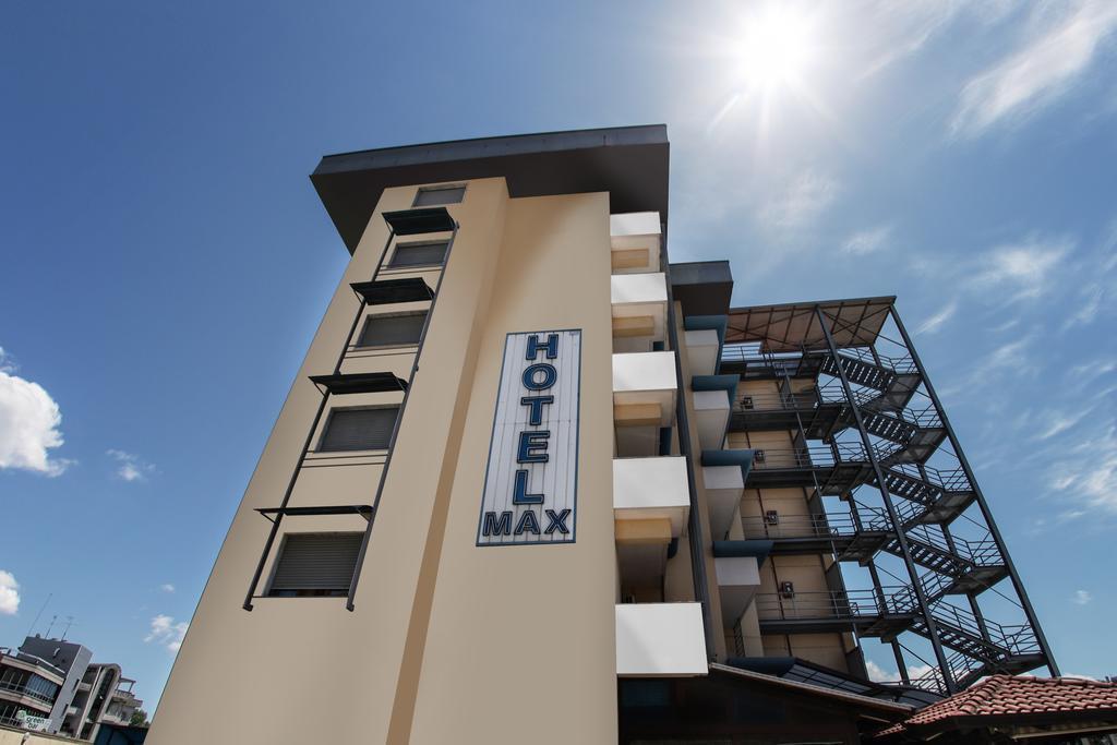 Hotel Max 아베르사 외부 사진